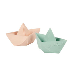 Bateau origami menthe - Jouet de bain-4-Oli & Carol-Nos idées cadeaux pour enfant à chaque âge
