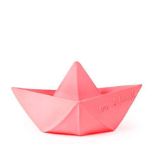 Charger l&#39;image dans la galerie, Bateau origami rose - Jouet de bain-6-Oli &amp; Carol-Nos idées cadeaux pour enfant à chaque âge