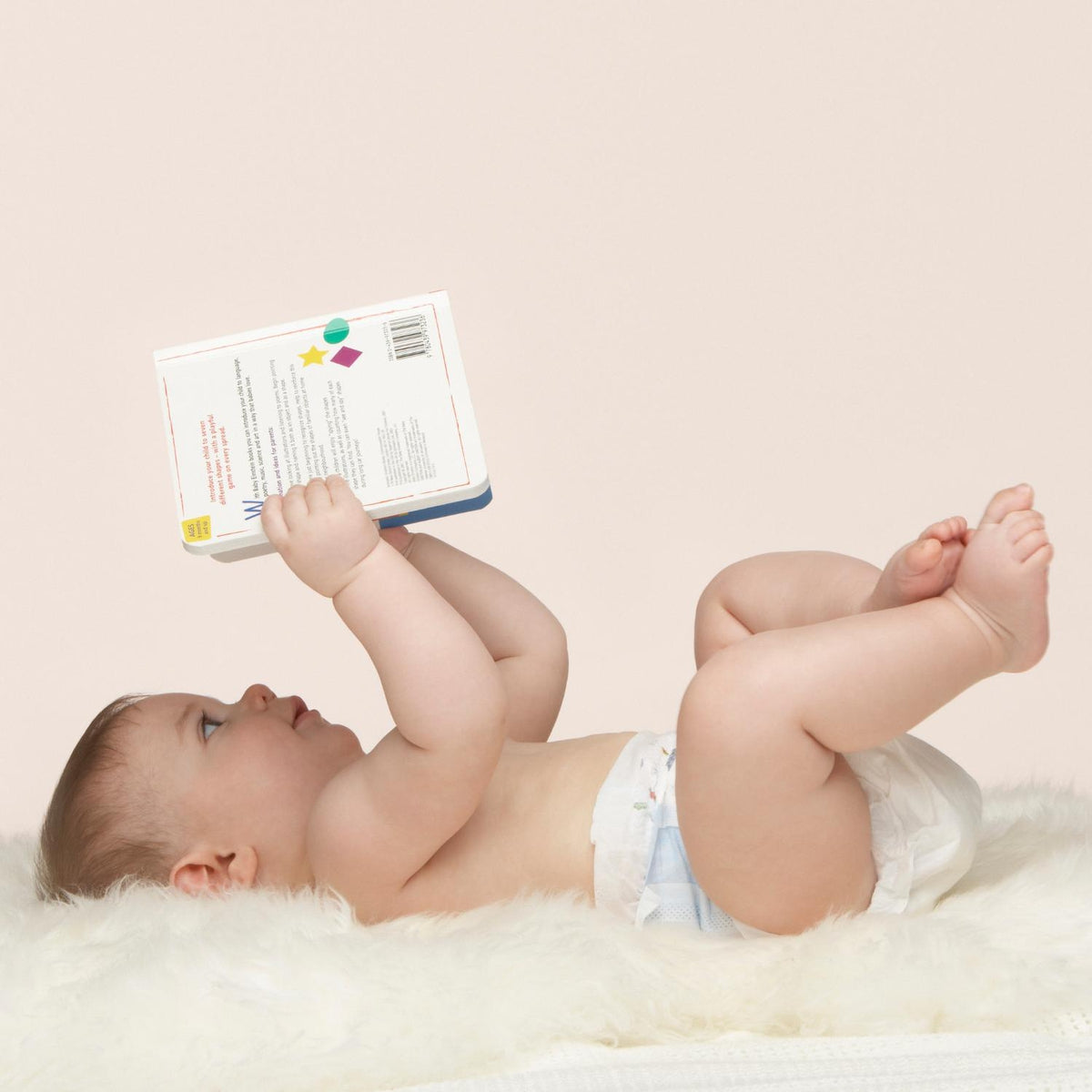 A partir de quel âge un bébé s’intéresse aux livres ?
