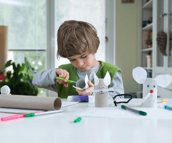Paper toys, La nouvelle tendance créative des enfants - GRAFFITI - Jouet et livre pour bébé et enfant