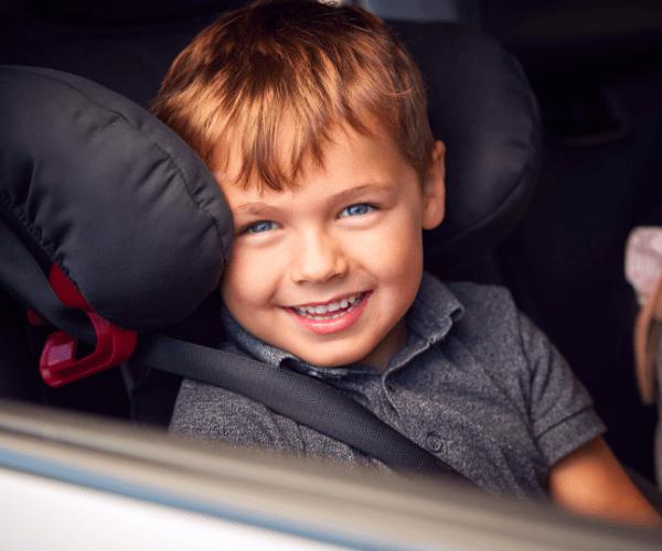 Comment occuper les enfants dans un long trajet en voiture ?
