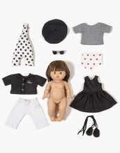 Charger l&#39;image dans la galerie, Ma valise d&#39;antan - Coffret cadeau avec 1 poupée fille Jeanne et ses accessoires - Thème Les P&#39;tits Parisiens