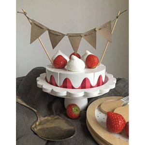 Décoration anniversaire - Gâteau à la fraise à découper - Dinette en bois - Jabadabado