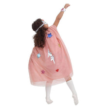 Charger l&#39;image dans la galerie, Déguisement portée - Kit de déguisement super héroïne rose avec cape, masque et poignets 3-6 ans - Meri meri