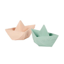 Charger l&#39;image dans la galerie, Bateau origami menthe - Jouet de bain-4-Oli &amp; Carol-Nos idées cadeaux pour enfant à chaque âge