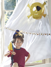 Charger l&#39;image dans la galerie, Chapeaux de pirate - Pack de 8-2-Meri Meri-Nos idées cadeaux pour enfant à chaque âge
