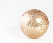 Charger l&#39;image dans la galerie, Petit ballon transparent à paillettes cuivrées diam. 12cm - Ratatam
