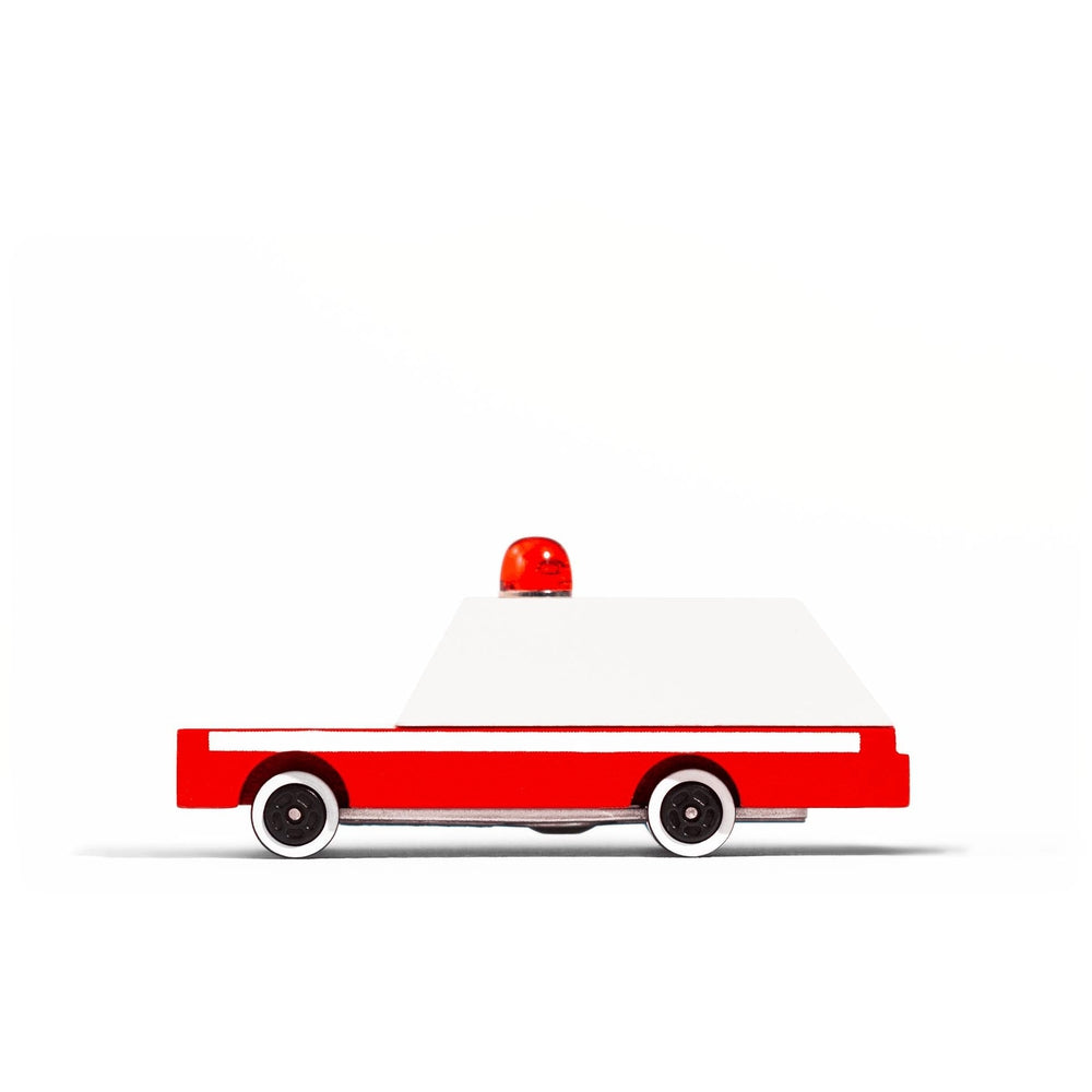 Petite voiture en bois - Ambulance - Candylab