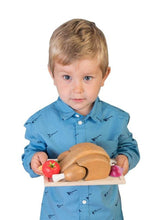Charger l&#39;image dans la galerie, Poulet à découper et ses petits légumes-3-Le Toy Van-Nos idées cadeaux pour enfant à chaque âge