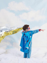 Charger l&#39;image dans la galerie, Kit de déguisement super héro bleu avec cape, masque et poignets pour enfant 3-6 ans - Meri Meri 