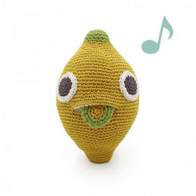 Charger l&#39;image dans la galerie, John Lemon - Boîte à musique citron en crochet coton bio - Myum - idée de cadeau de naissance original