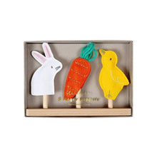 Charger l&#39;image dans la galerie, Set de 3 marionnettes à doigts: carotte, lapin, poussin - Meri Meri