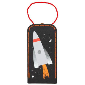 Maison de Sam l'astronaute - Valise avec mini poupée-3-Meri Meri-Nos idées cadeaux pour enfant à chaque âge