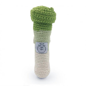 Orso le Poireau - Hochet pour bébé en crochet coton bio - Myum - idée de cadeau de naissance original 