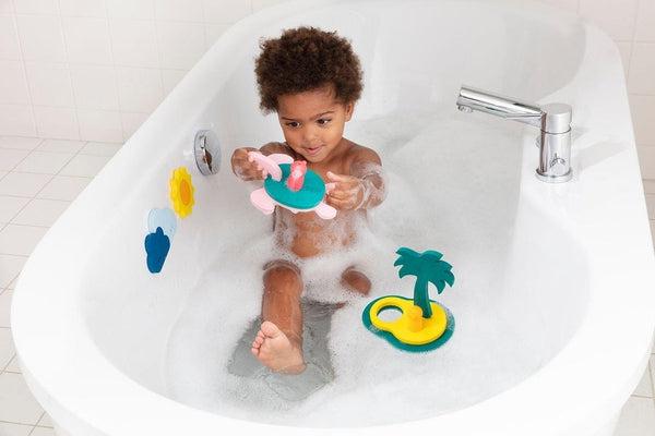 A quel âge proposer des jouets et livres pour le bain ? Bébés et enfants –  GRAFFITI